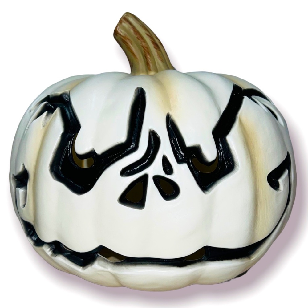 Rare Gemmy Halloween Light Up Blow Mold White Black Creepy Jackolantern Pumpkin